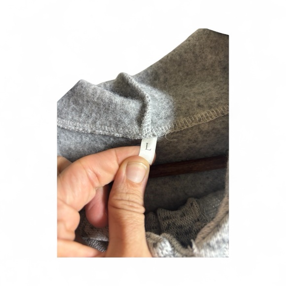 Gray Women's Coffee and Dog Graphic Hoodie Size Large - Picture 6 of 12